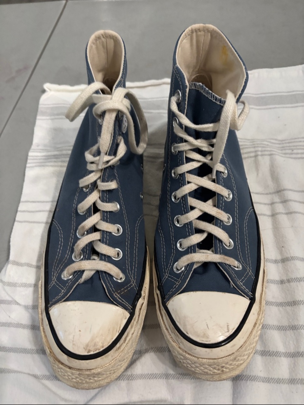 High-Top Canvas Athletic Sneakers in Blue with White Accents